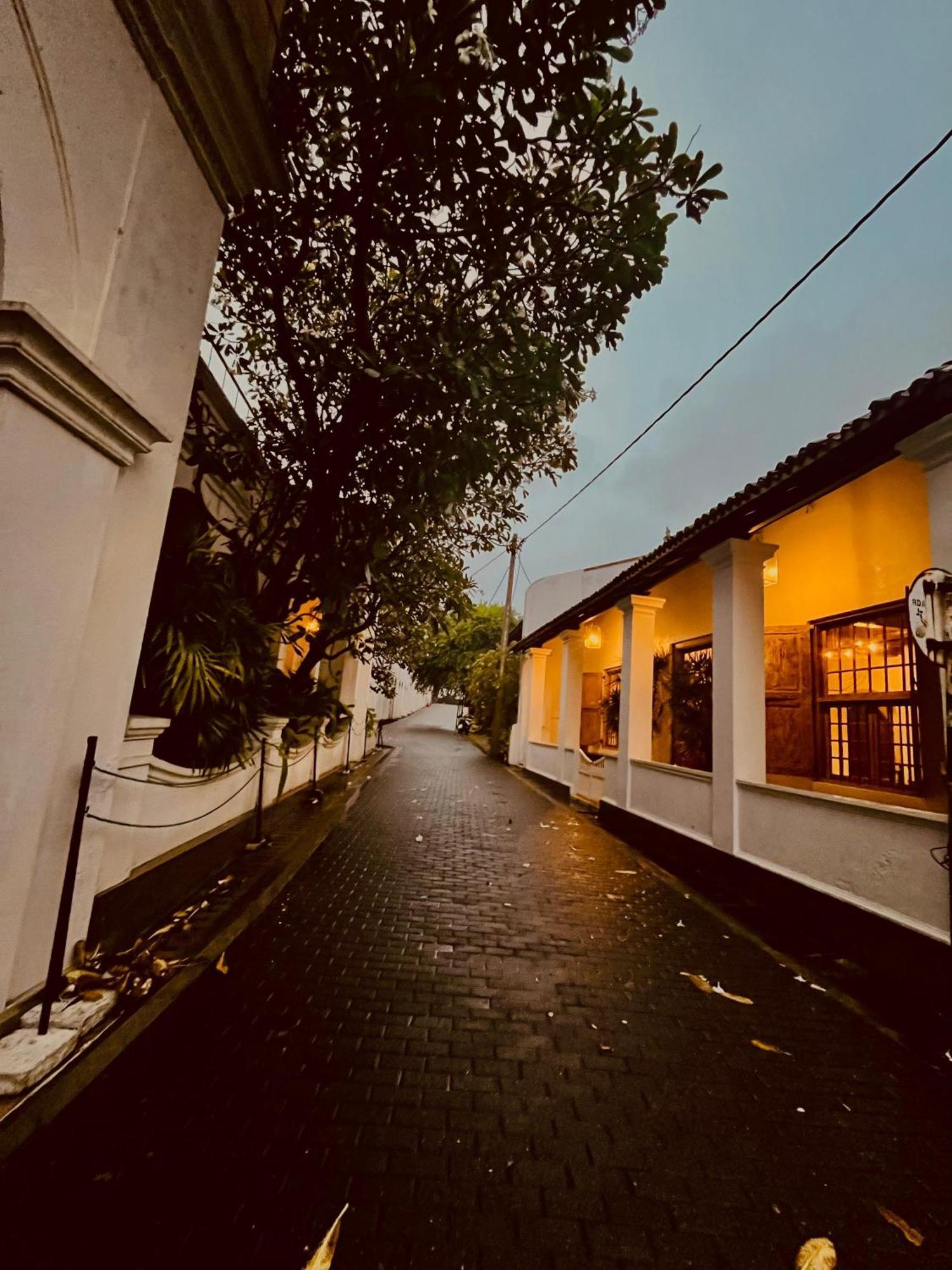 Hotel No 05 Middle Street à Galle Extérieur photo